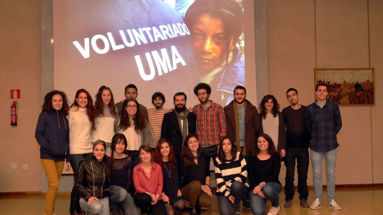 Alumnos intercambian experiencias de cooperación internacional en un jornada en la Facultad de Ciencias