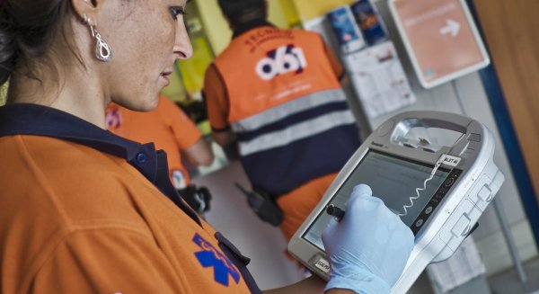 Los pacientes asistidos por el 061 mantienen el nivel de satisfacción en 9,4 sobre 10 durante el 2015