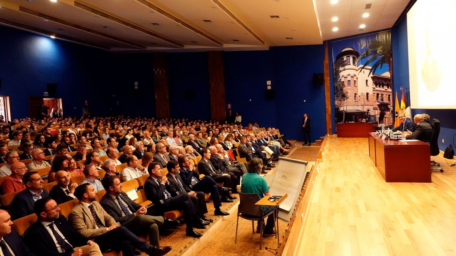 UMA.- El gobernador del Banco de España dibuja en la universidad ‘una situación económica de extraordinaria incertidumbre’
