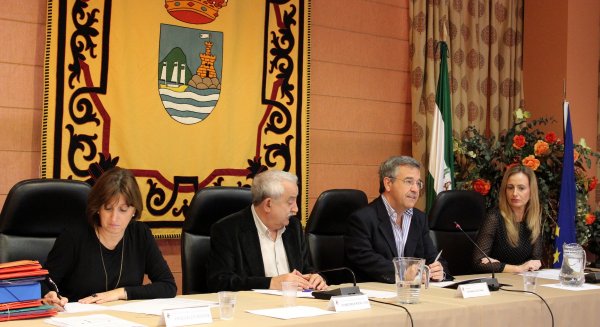 El Ayuntamiento aprueba en pleno renovar el convenio que atiende a 130 niños con problemas de desarrollo