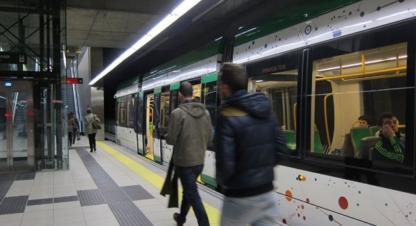 El Ayuntamiento pide a la Junta que anule el proyecto del metro al Hospital Civil