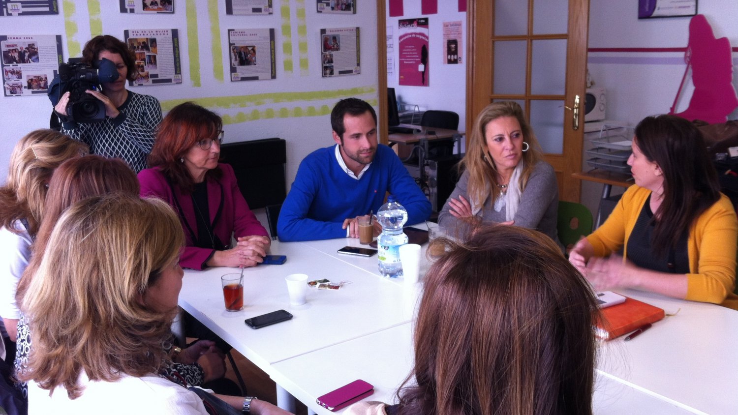 España (PP) señala la creación de empleo femenino como 