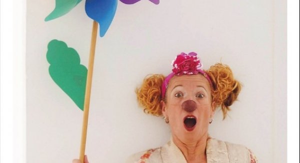 El ciclo Mujeres Clown finaliza en el CCP de Diputación con ‘Oye, mira, ven… la vida no es un cómic’