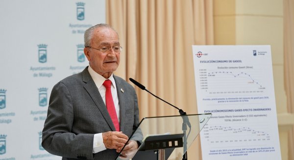 El Ayuntamiento anuncia la incorporación de 44 nuevos autobuses sostenibles