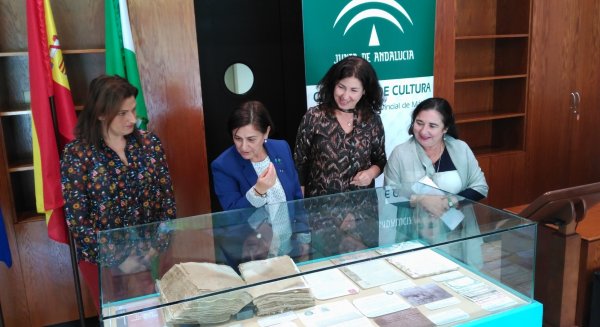 El Archivo Histórico Provincial expone documentos sobre el uso de timbres y papel de sellado