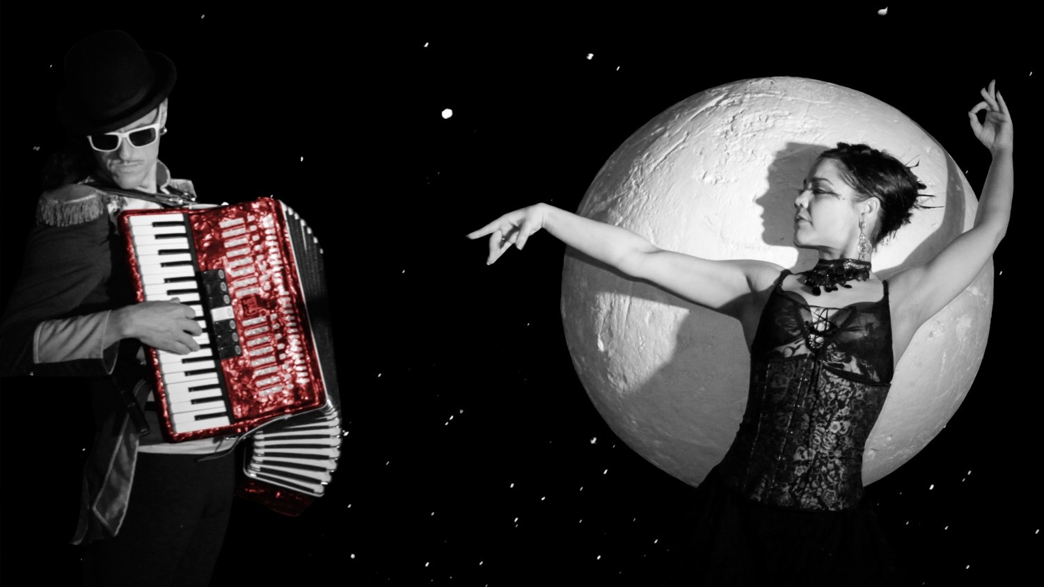 El Teatro Cánovas acoge 'No sabe/No contesta', espectáculo flamenco en su estética más contemporánea