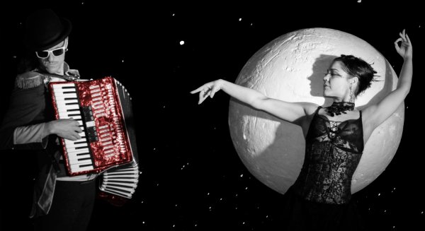 El Teatro Cánovas acoge 'No sabe/No contesta', espectáculo flamenco en su estética más contemporánea