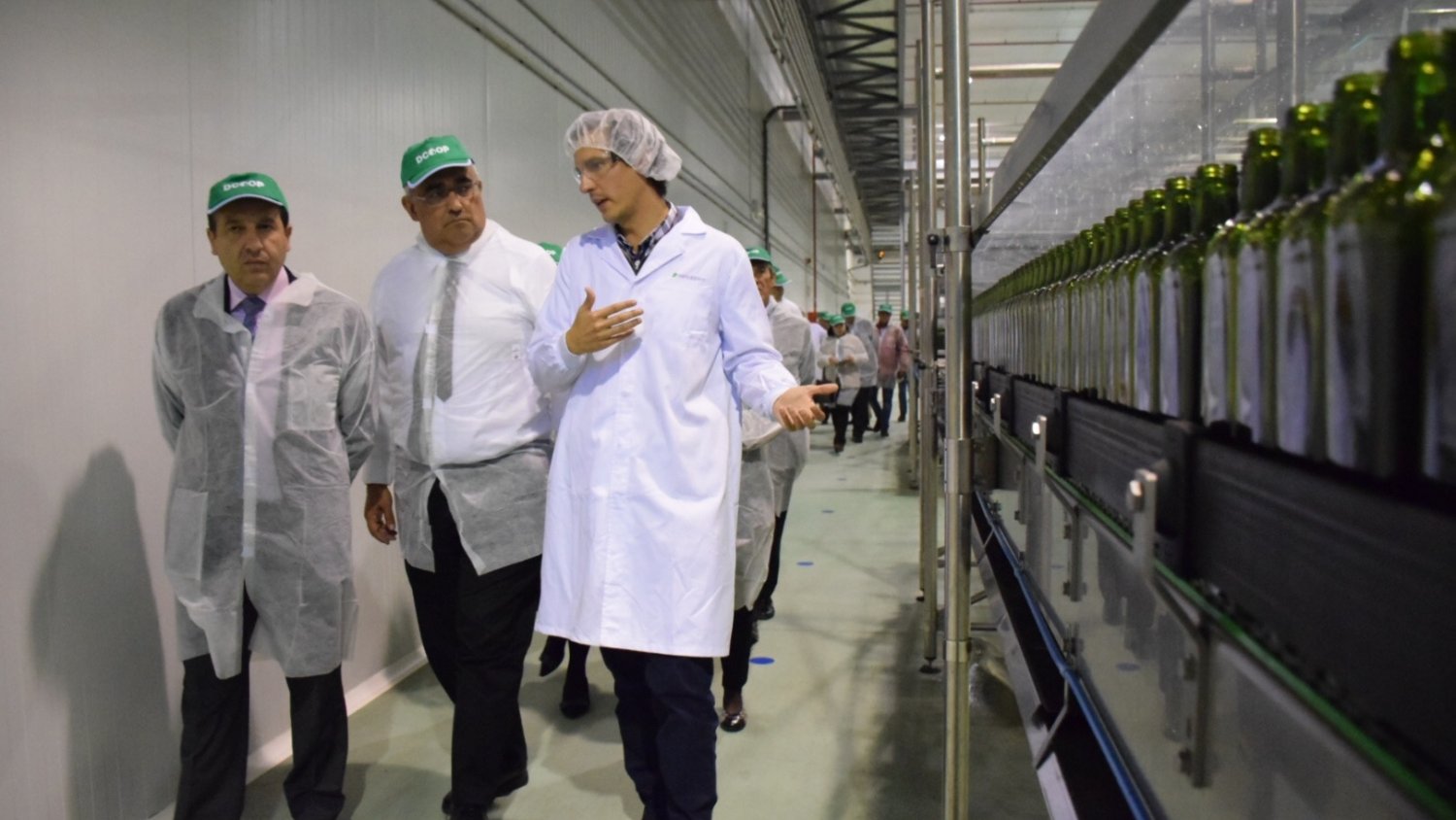 Ramírez de Arellano destaca a Dcoop como 