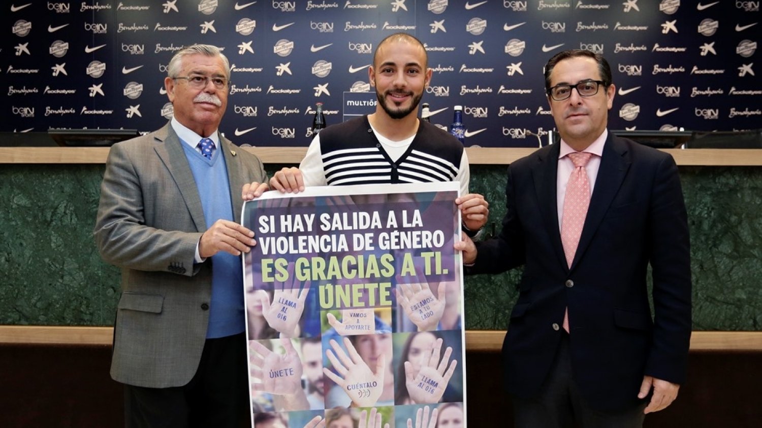 El Málaga CF se implica en la lucha contra la violencia de género con la difusión de la campaña 'Únete'