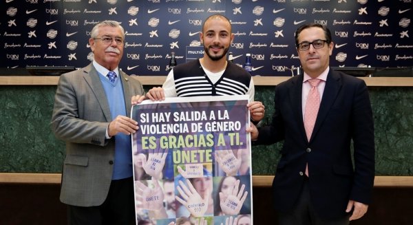 El Málaga CF se implica en la lucha contra la violencia de género con la difusión de la campaña 'Únete'