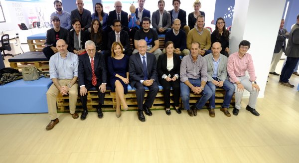 El centro de emprendimiento La Farola de 'Andalucía Open Future' arranca con ocho proyectos de 30 emprendedores