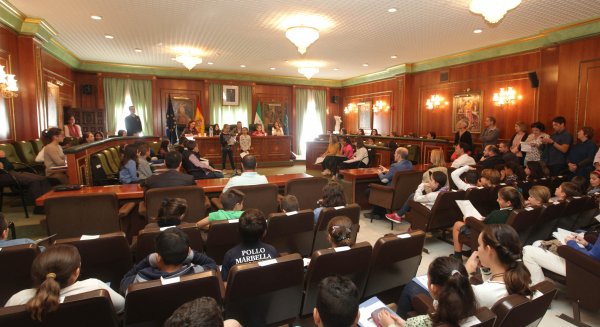 Marbella constituye el nuevo Consejo Municipal de la Infancia y Adolescencia para dar voz a los escolares de la ciudad