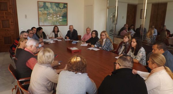 El Ayuntamiento de Rincón crea un censo de familias interesadas en ofrecer apoyo a personas refugiadas