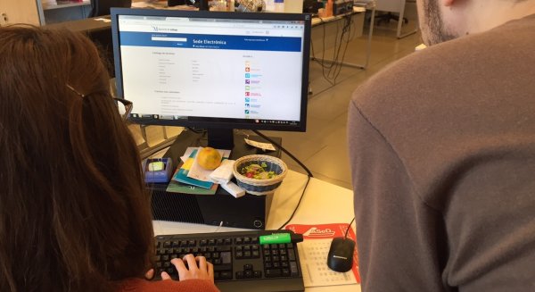 La Diputación pone en marcha una campaña divulgativa en nueve municipios para promover el uso de trámites administrativos 'online'
