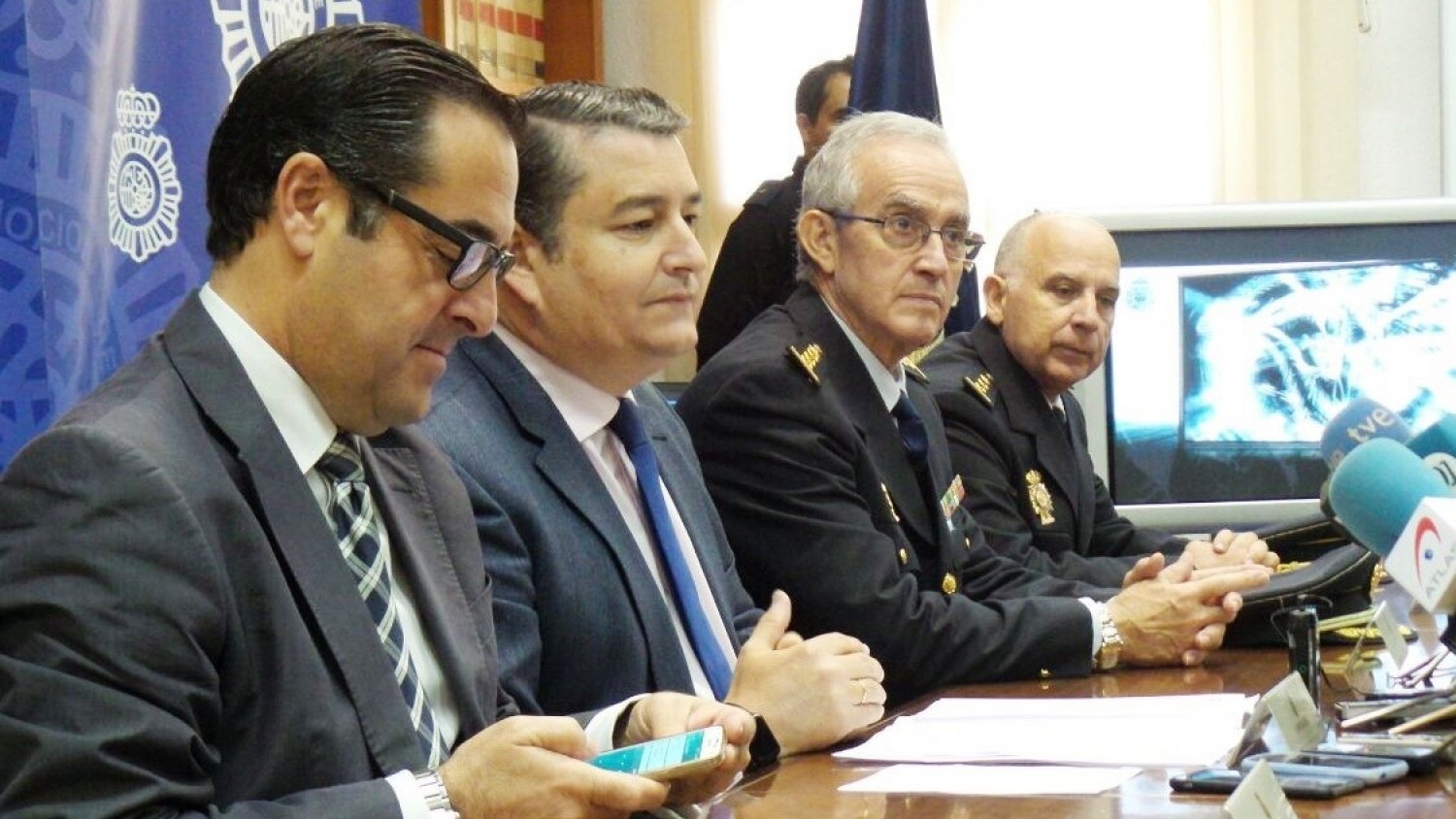 Detenidos cuatro jóvenes por difundir una noticia falsa de un atentado yihadista en Estepona