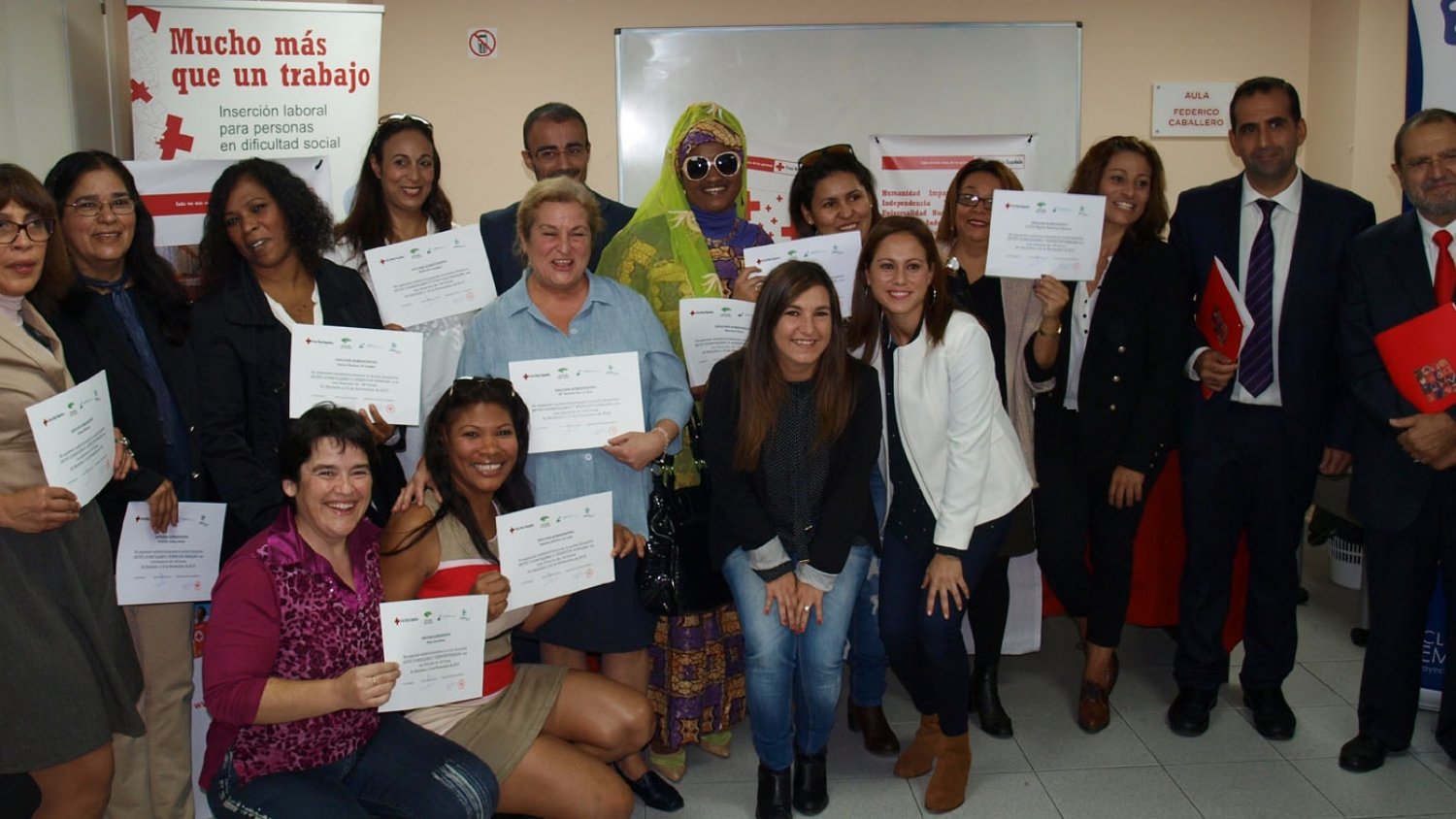 Unicaja colabora con un curso de apoyo domiciliario de Cruz Roja Marbella en el que han participado 15 alumnas