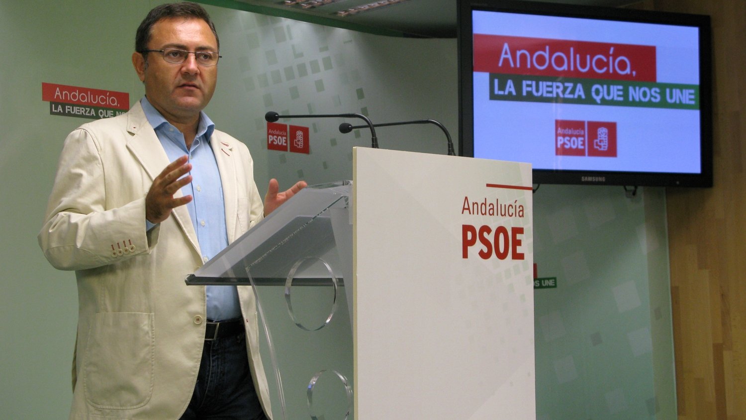Heredia dice de García Urbano que 