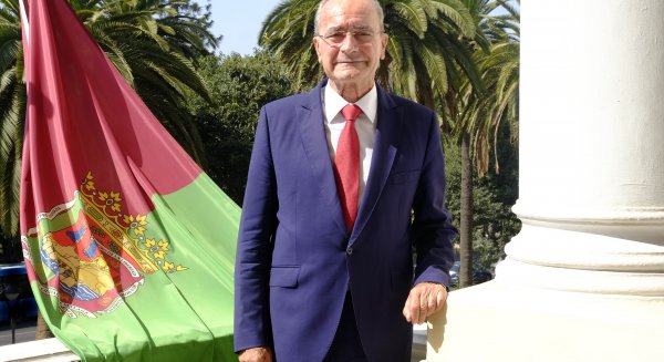 De la Torre ve a García Urbano 