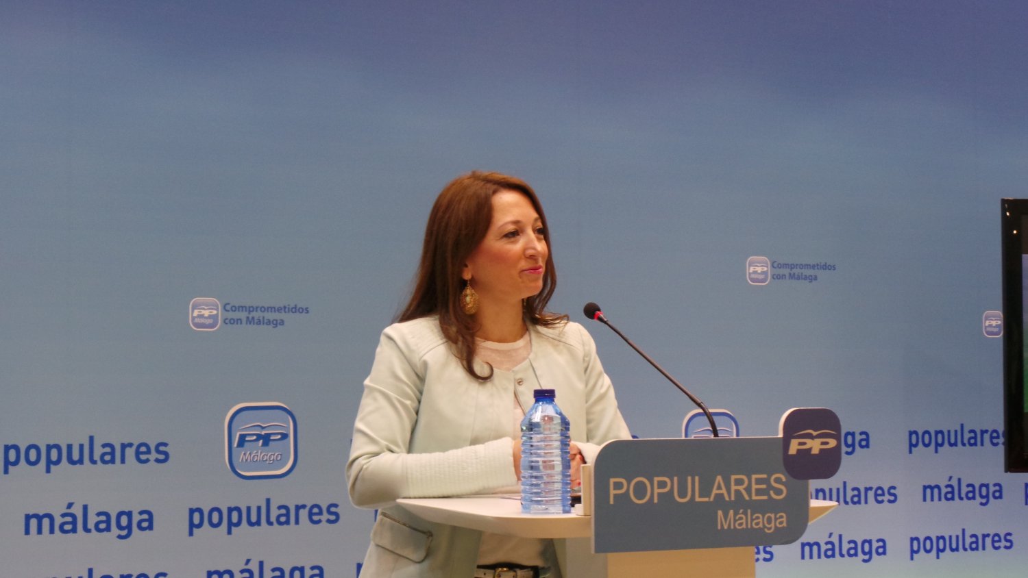 El PP pregunta al PSOE dónde están las depuradoras que ya han cobrado a las familias malagueñas