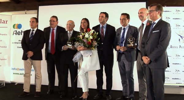 Aehcos premia a la cadena hotelera Med Playa, Tui y a la actriz María Barranco