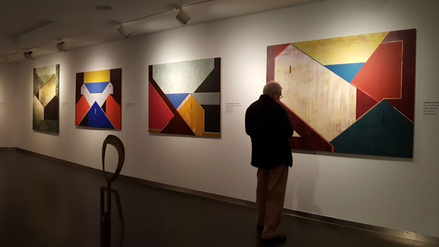 La Sala Unicaja Siglo acoge una muestra de 38 obras pictóricas y escultóricas