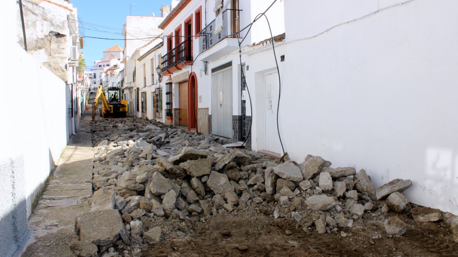 El Ayuntamiento de Estepona inicia las obras de remodelación de la calle Torrejón