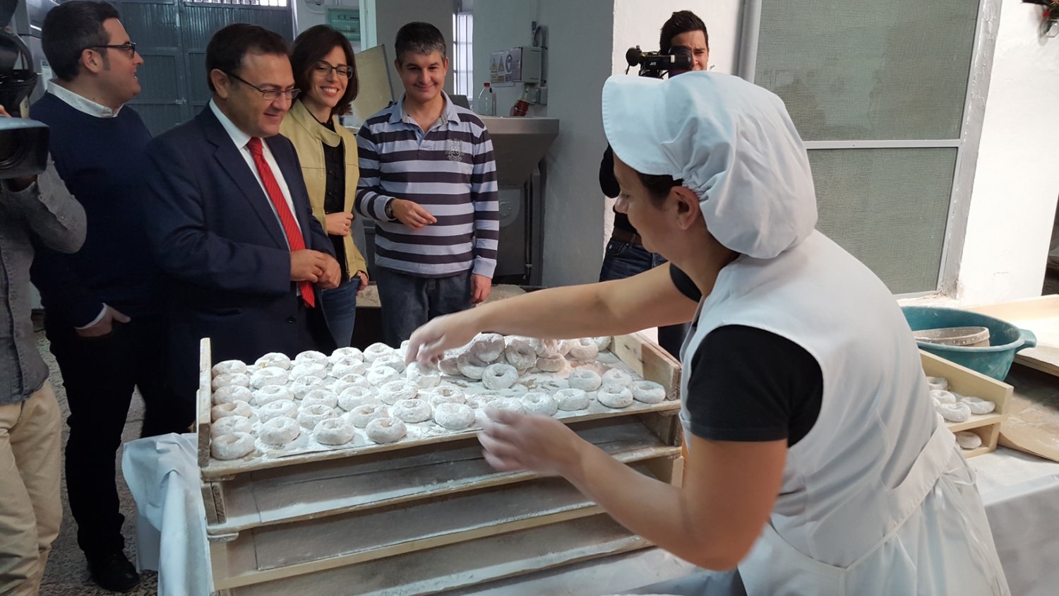 Heredia sitúa como prioridad del PSOE devolver a las mujeres los derechos laborales 