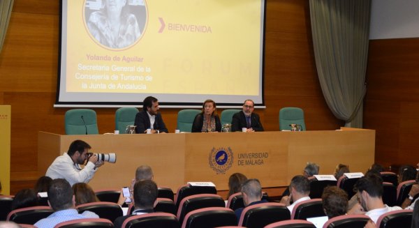 La Junta avanza mejoras al decreto de viviendas turísticas para contar con un consenso global