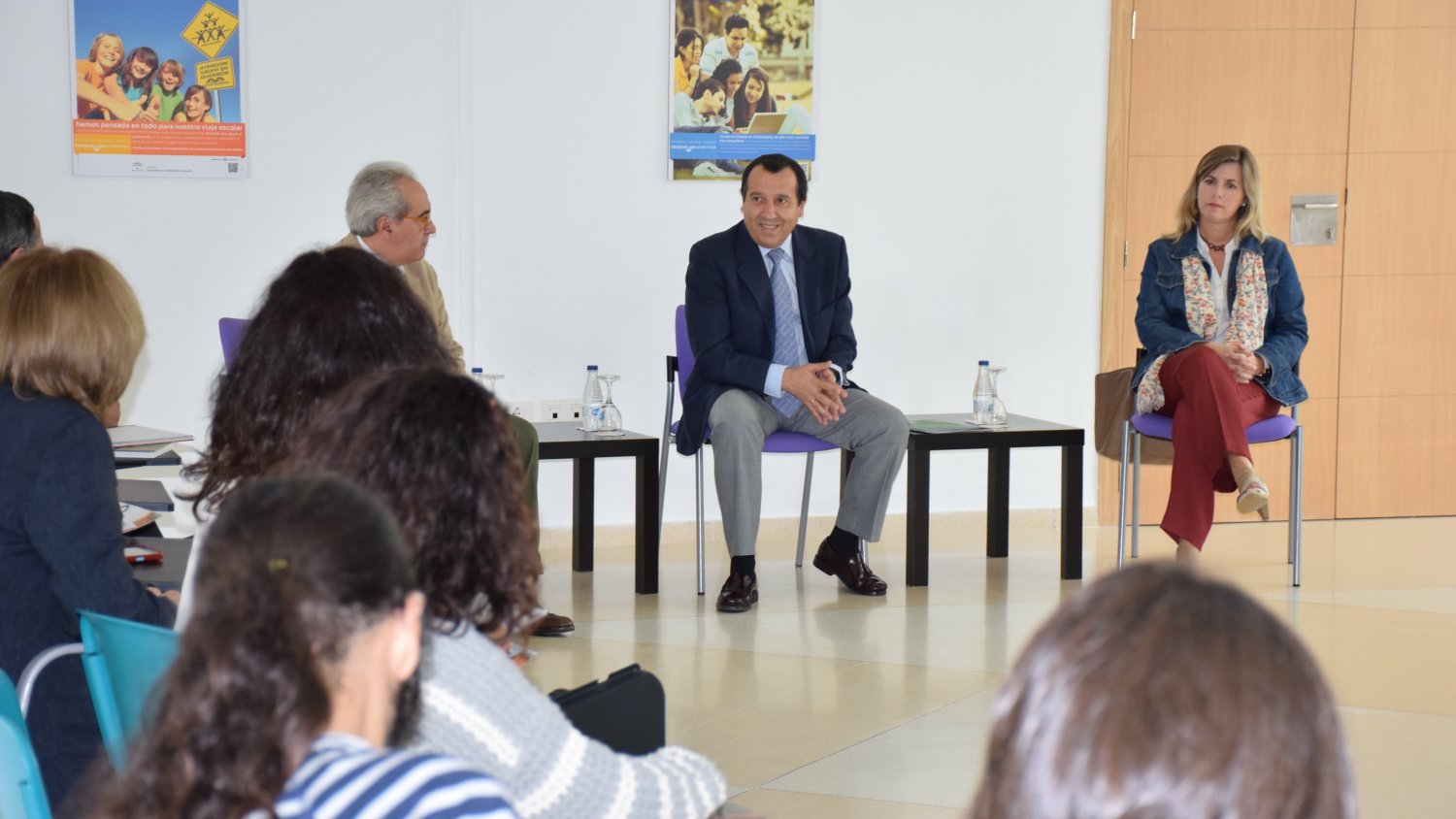 La Junta y entidades se reúnen para potenciar el trabajo en red y la formación en materia de inmigración