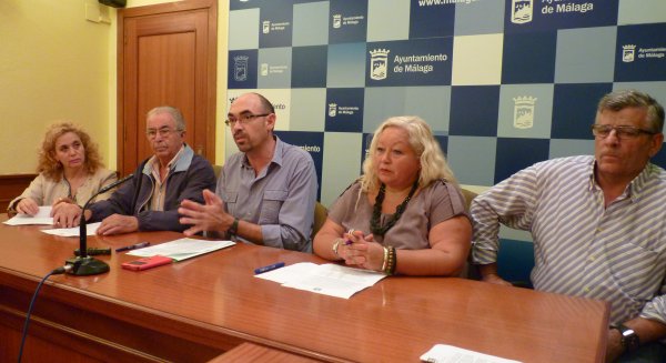 Málaga para la Gente reclama medidas legales y dignas para vendedores del rastro