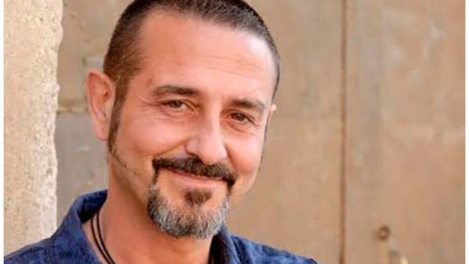 El valenciano Vicente Gallego Barrado gana el Premio Internacional de Poesía Generación del 27 con su obra 'Ser el Canto'