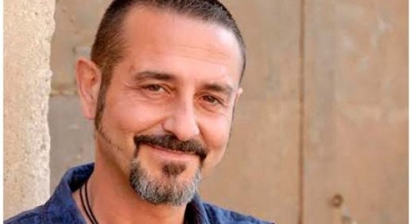 El valenciano Vicente Gallego Barrado gana el Premio Internacional de Poesía Generación del 27 con su obra 'Ser el Canto'