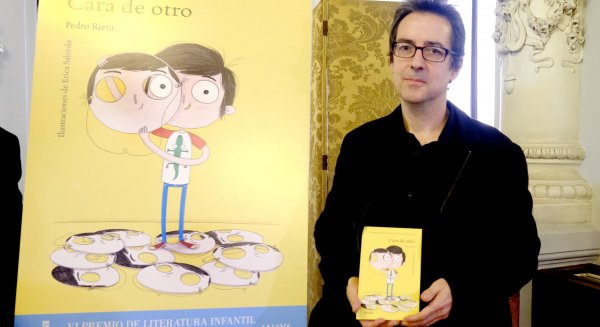 Presentada la obra 'Cara de otro', ganadora del VI Premio de Literatura Infantil 'Ciudad de Málaga 2015'