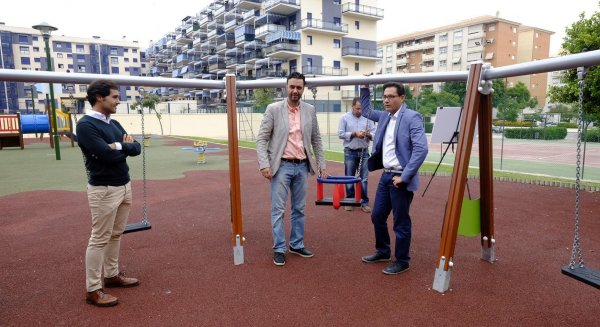 El Ayuntamiento invertirá más de 830.000 euros en remodelar y mejorar 26 parques infantiles