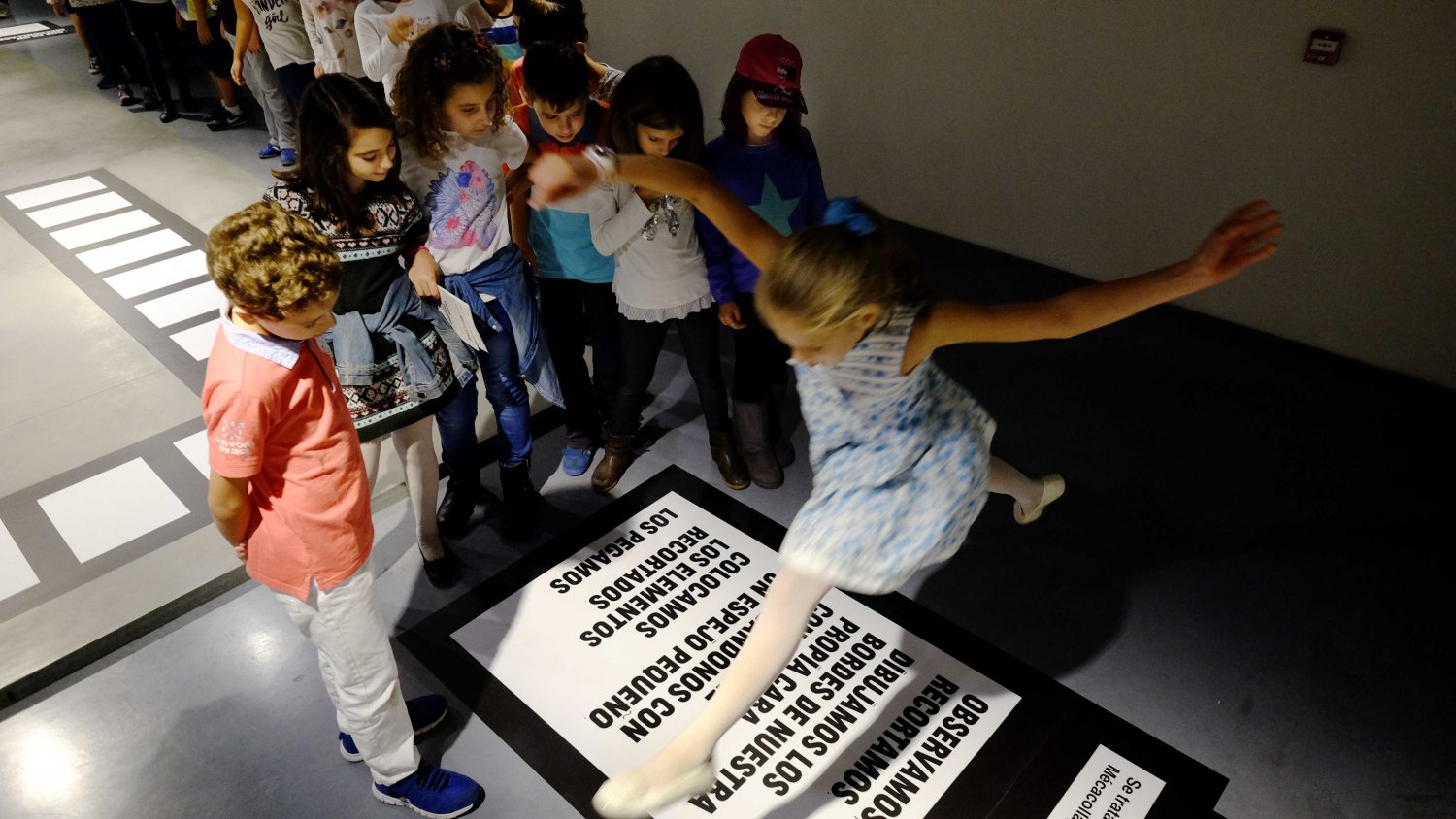 El universo de Erró llega al Espacio Público Joven del Centre Pompidou con sus Mécacollages