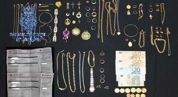Detienen a una empleada de hogar por sustraer joyas valoradas en más de 10.000 euros en la casa en la que trabajaba