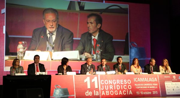 El defensor del Pueblo Andaluz firman un convenio de colaboración