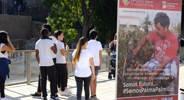 El Plan Comunitario Palma-Palmilla, presente en calle Alcazabilla