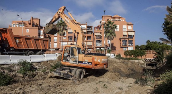 Torremolinos comienza las obras del arroyo Ceuta que evitarán las inundaciones en Aldeamar