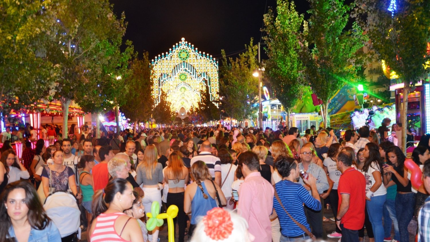 La feria de Fuengirola cierra la festividad con gran afluencia de público y sin incidentes