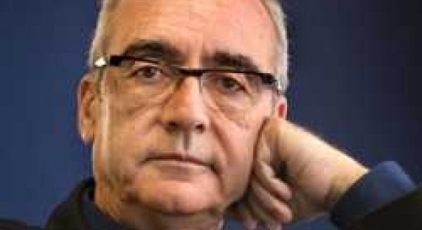 Juan José Millás inaugura el ciclo Palabras Mayores de La Térmica