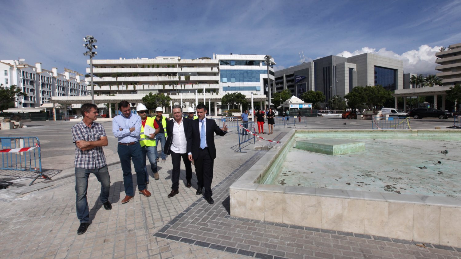 La remodelación de la Plaza Antonio Banderas de Marbella culminará finales de año
