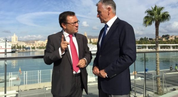 El PSOE planteará una estrategia nacional para hacer de Málaga el segundo puerto de cruceros en España