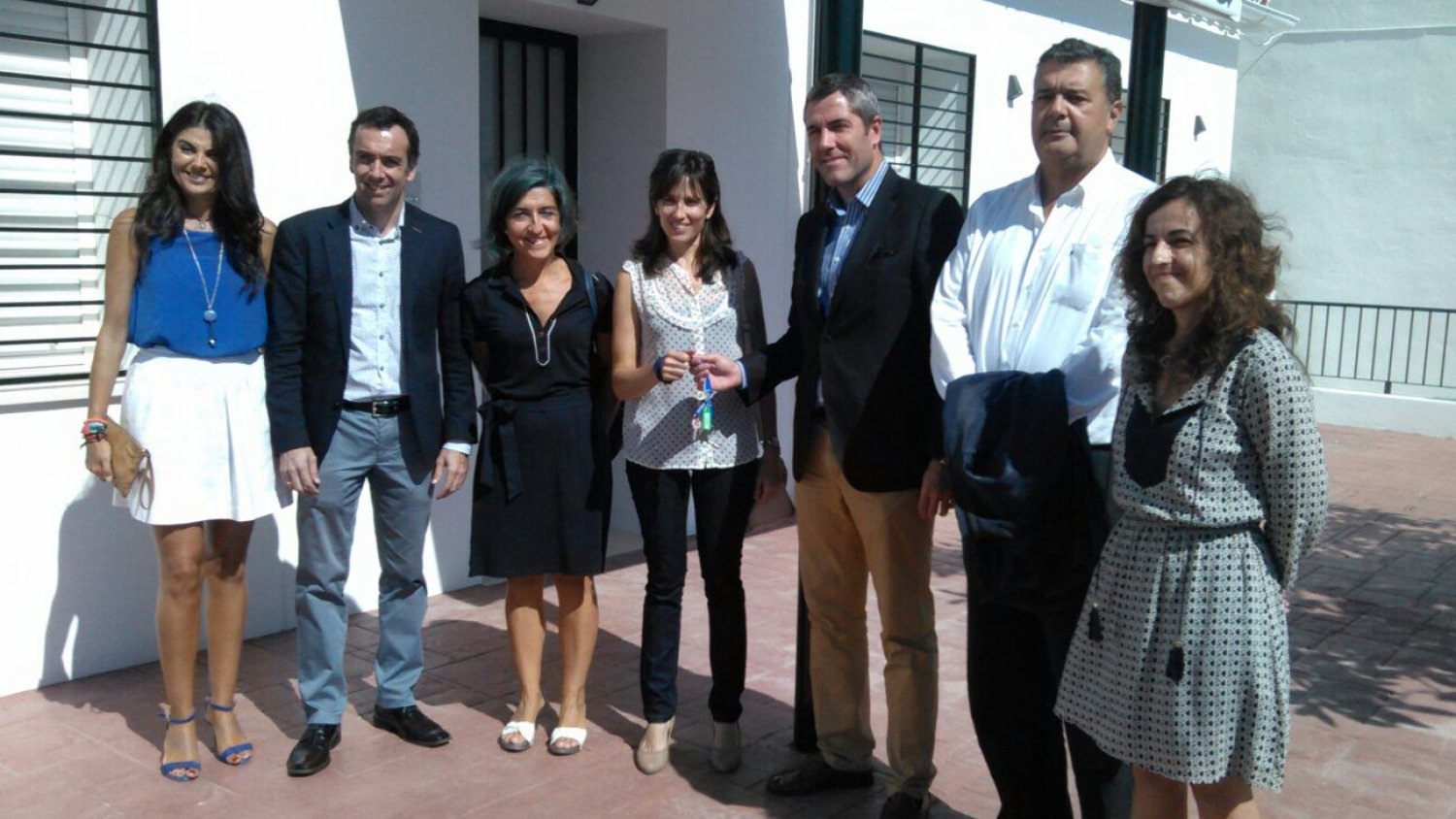 El alcalde de Mijas entrega las llaves del Centro de Día destinado a los enfermos de alzheimer
