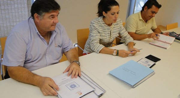 El Ayuntamiento de Benalmádena entrega a Diputación el anteproyecto de la senda litoral