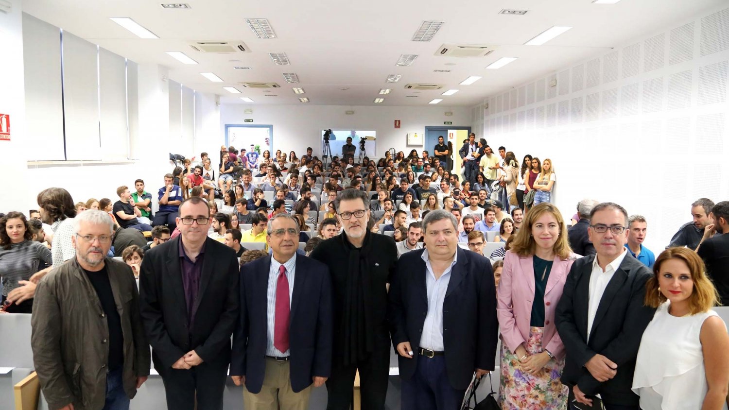 El arquitecto Jean Philippe Vassal imparte oficio en la apertura oficial de la escuela de la UMA