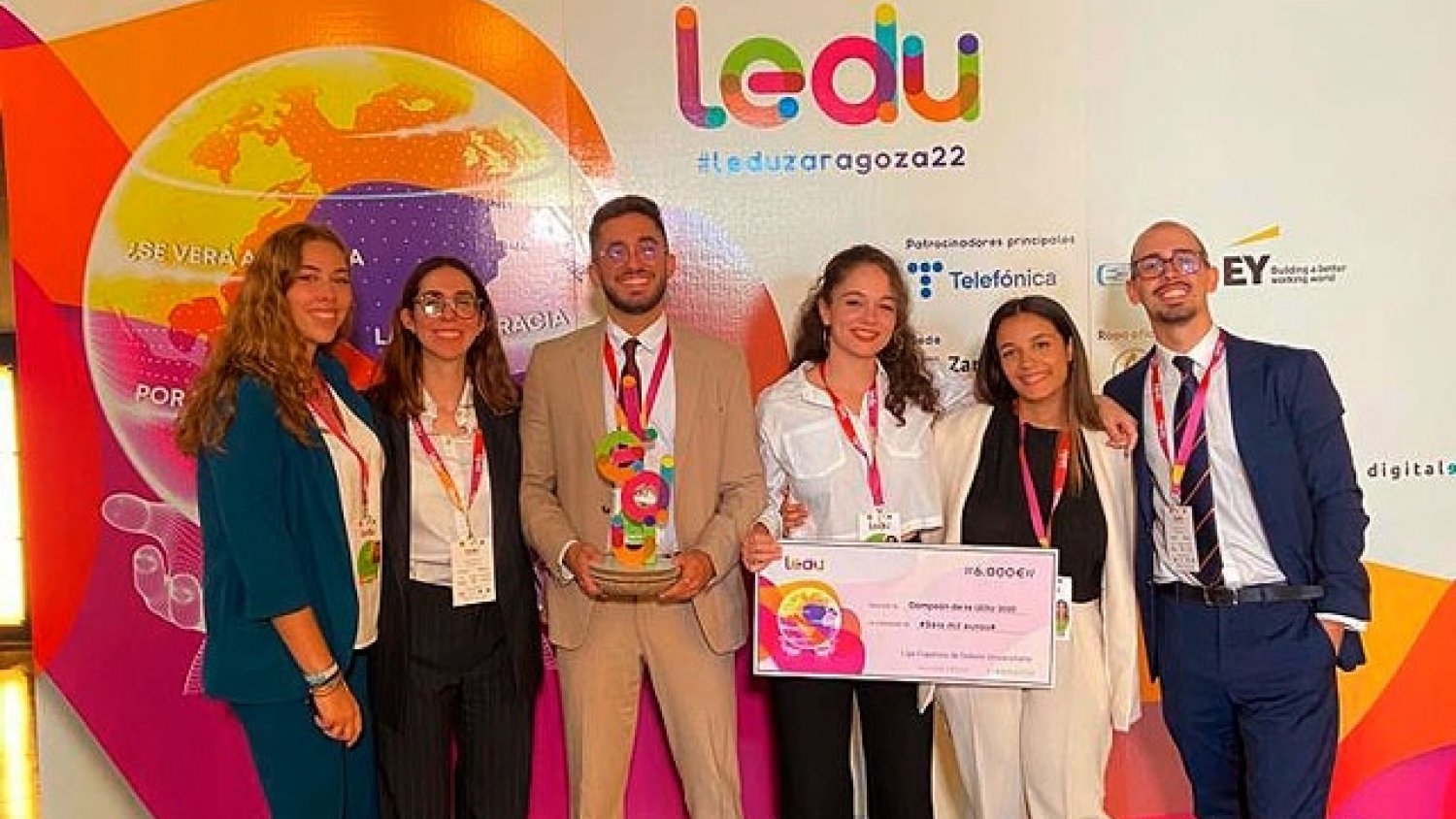 UMA.- Seis estudiantes de la universidad ganan la X edición de la Liga Española de Debate Universitario
