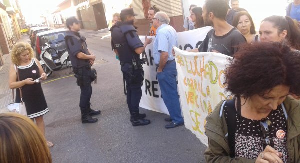 Desalojan a ocho familias que tenían ocupado un edifico en la calle Malasaña de la capital