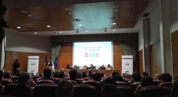 Civisur fomenta la cooperación, tolerancia y solidaridad entre Málaga y Sevilla para un 