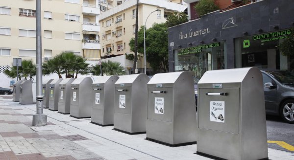 Torremolinos continuará con su campaña de limpieza de cara al otoño
